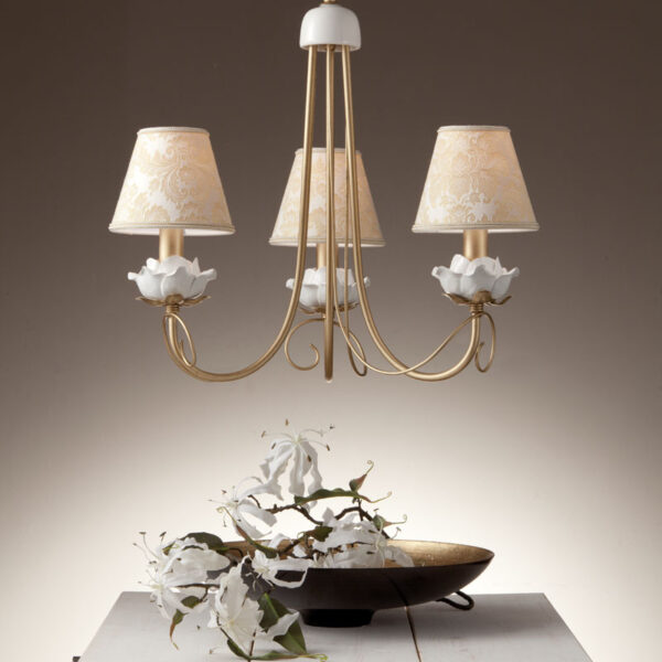03613/3LPR Ceramic and Iron Chandelier with open Roses