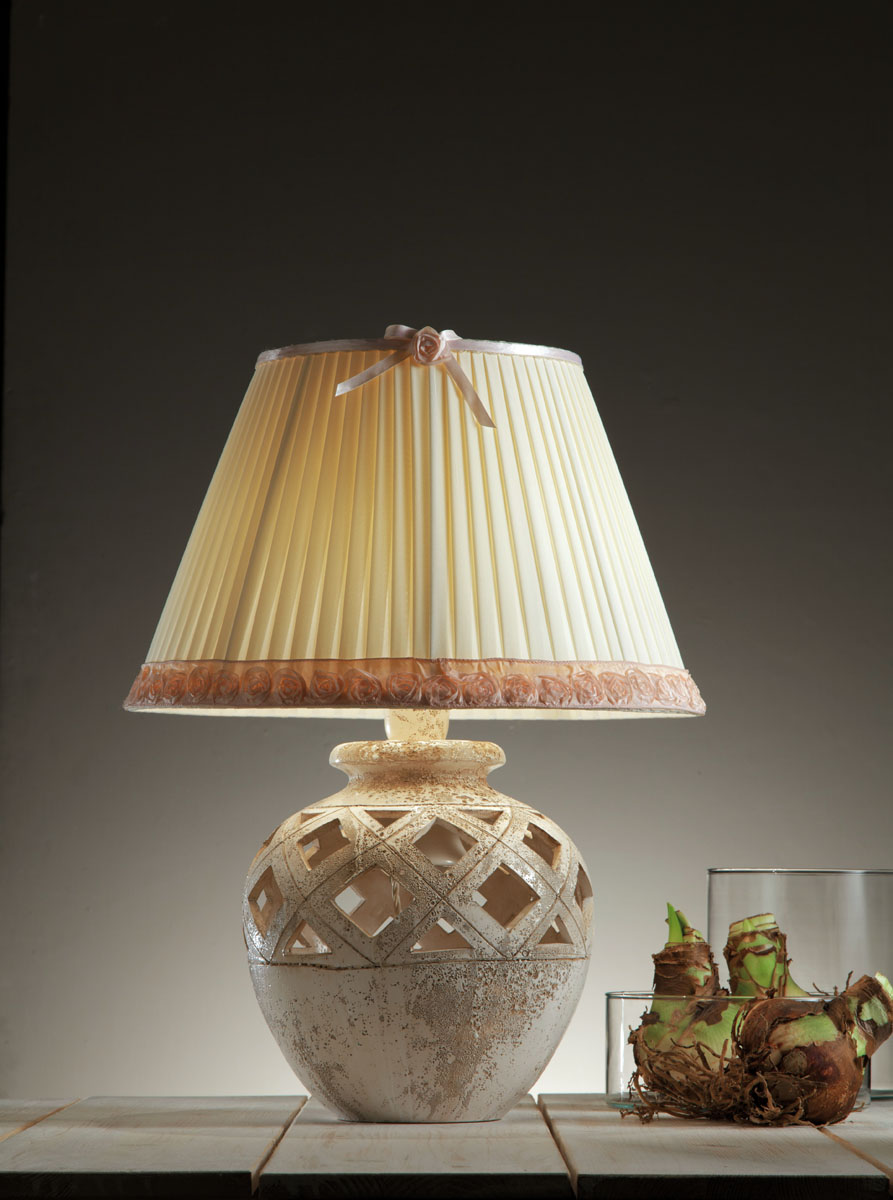 50033-B31 50033/B31 Open-worked Ceramic Table Lamp - Image 1
