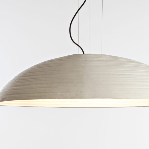 872 Ceramic Pendant with steel cable